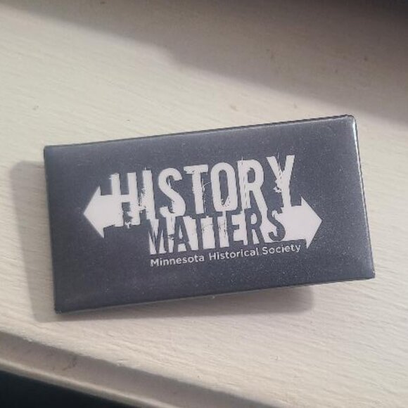 Minnesota Historical Society Lapel Pin Badge - Picture 1 of 4